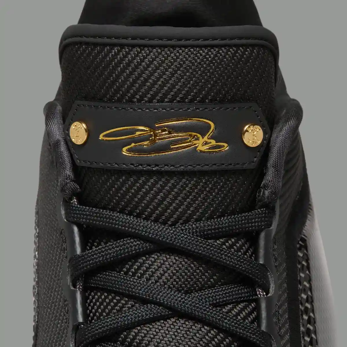 Nike LeBron 23, Nike, LeBron James - 耐克勒布朗 23 "蒙面威脅 "3 月 24 日發佈