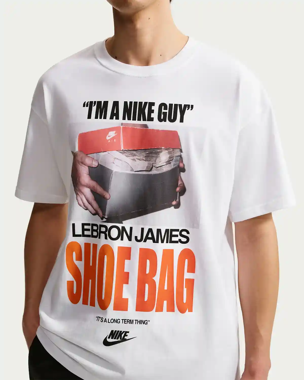 Nike LeBron 23, Nike, NBA - 這件耐克勒布朗襯衫幾乎包含了阿迪達斯和銳步的標志