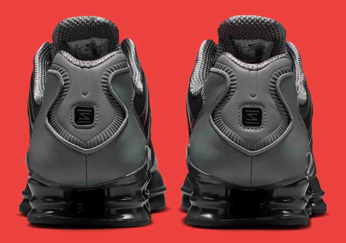 Nike Shox, Nike - 耐克 Shox TL SE "煙灰色/亮深紅色 "2026 年 4 月發佈