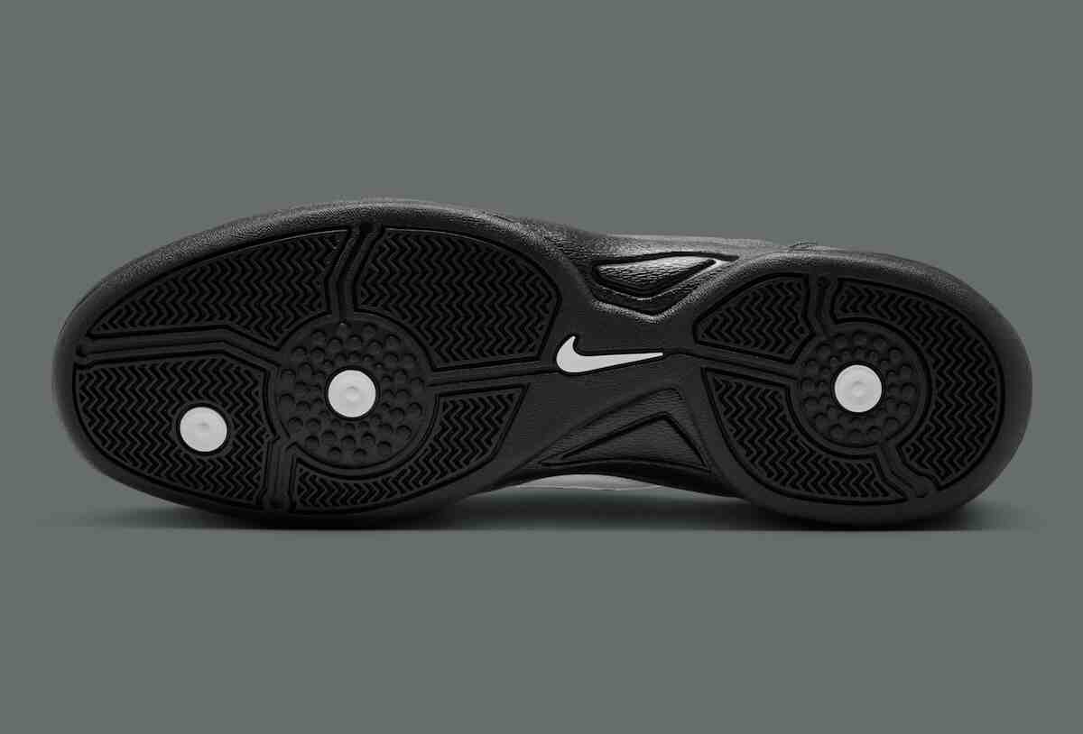 耐克以 "黑色牛仔布 "重新打造 Total 90 鞋款 Nike Total 90 III, Nike Total 90, Nike - 耐克以 "黑色牛仔布 "重新打造 Total 90 鞋款