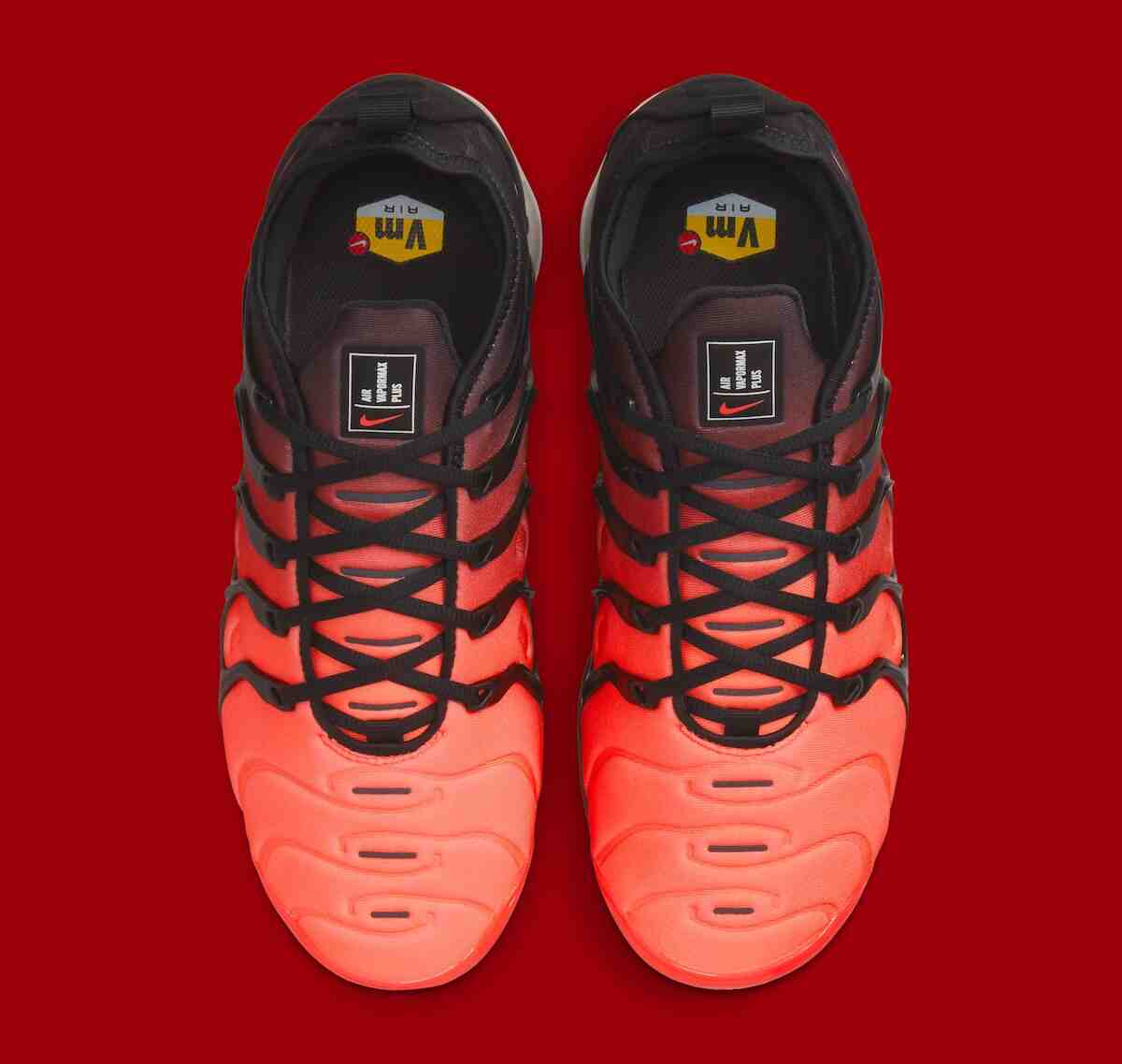 Nike VaporMax Plus, Nike - 耐克 Vapormax Plus "黑/亮深紅色 "3 月 20 日回歸