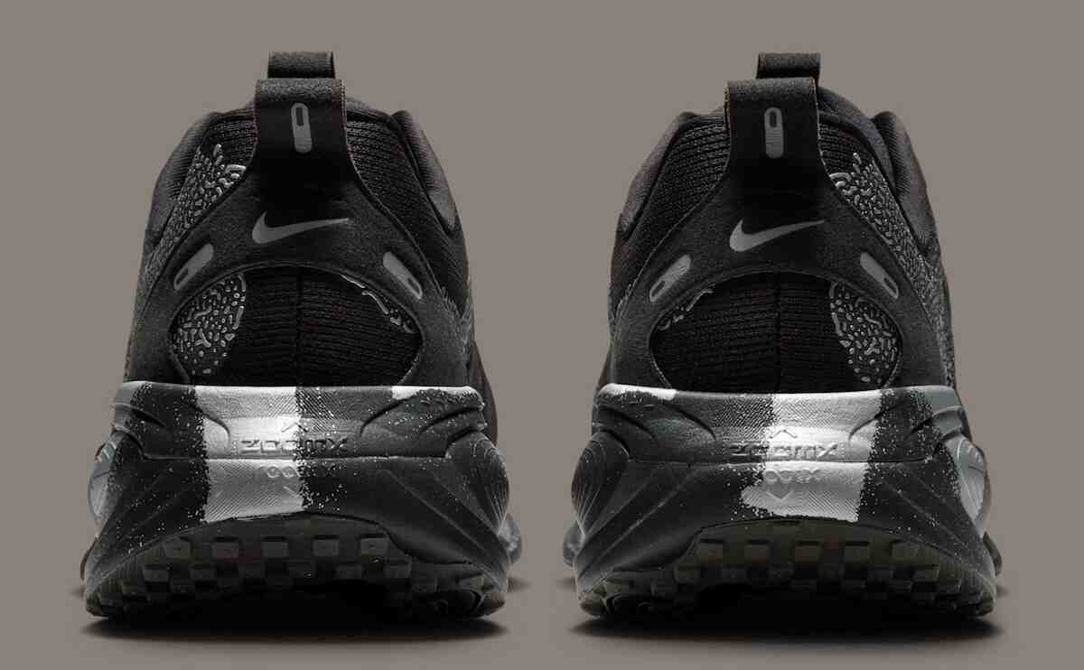 Nike Vomero 18, Nike - 耐克 Vomero 18 DSRPT "鐵灰色 "以顛覆性的設計重塑了一款值得信賴的跑步機