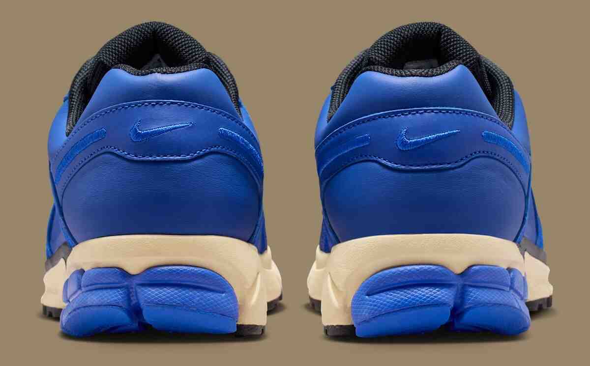 Nike Zoom Vomero 5, Nike - 耐克 Zoom Vomero 無閃燈 "Hyper Royal "3 月 10 日發佈