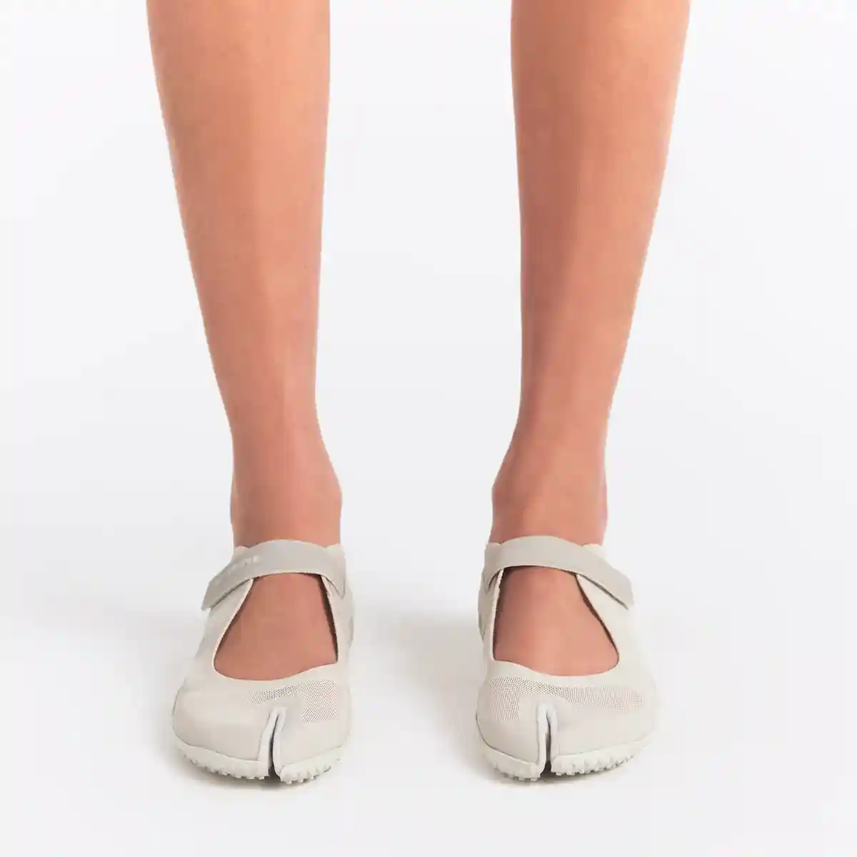 SKIMS, Nike Air Rift, Nike - NikeSkims Rift Mesh "淺骨色 "3 月 12 日發佈