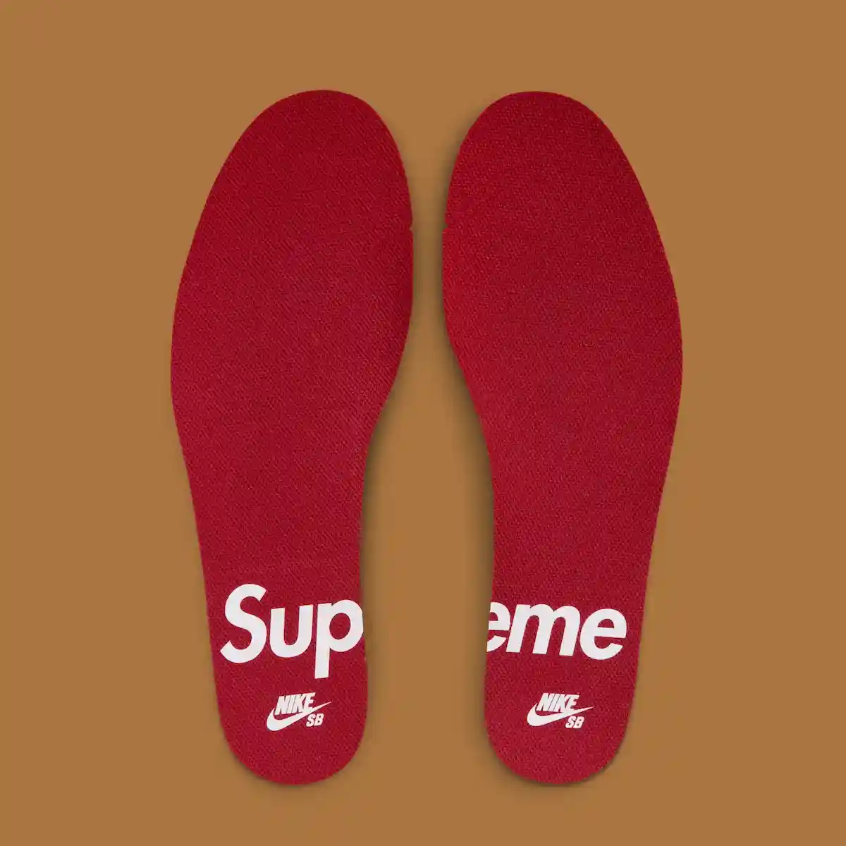 Supreme, Nike SB, Nike Air Max CB 94, Nike - Supreme x Nike SB Air Max CB 94 Low 3 月 5 日發佈