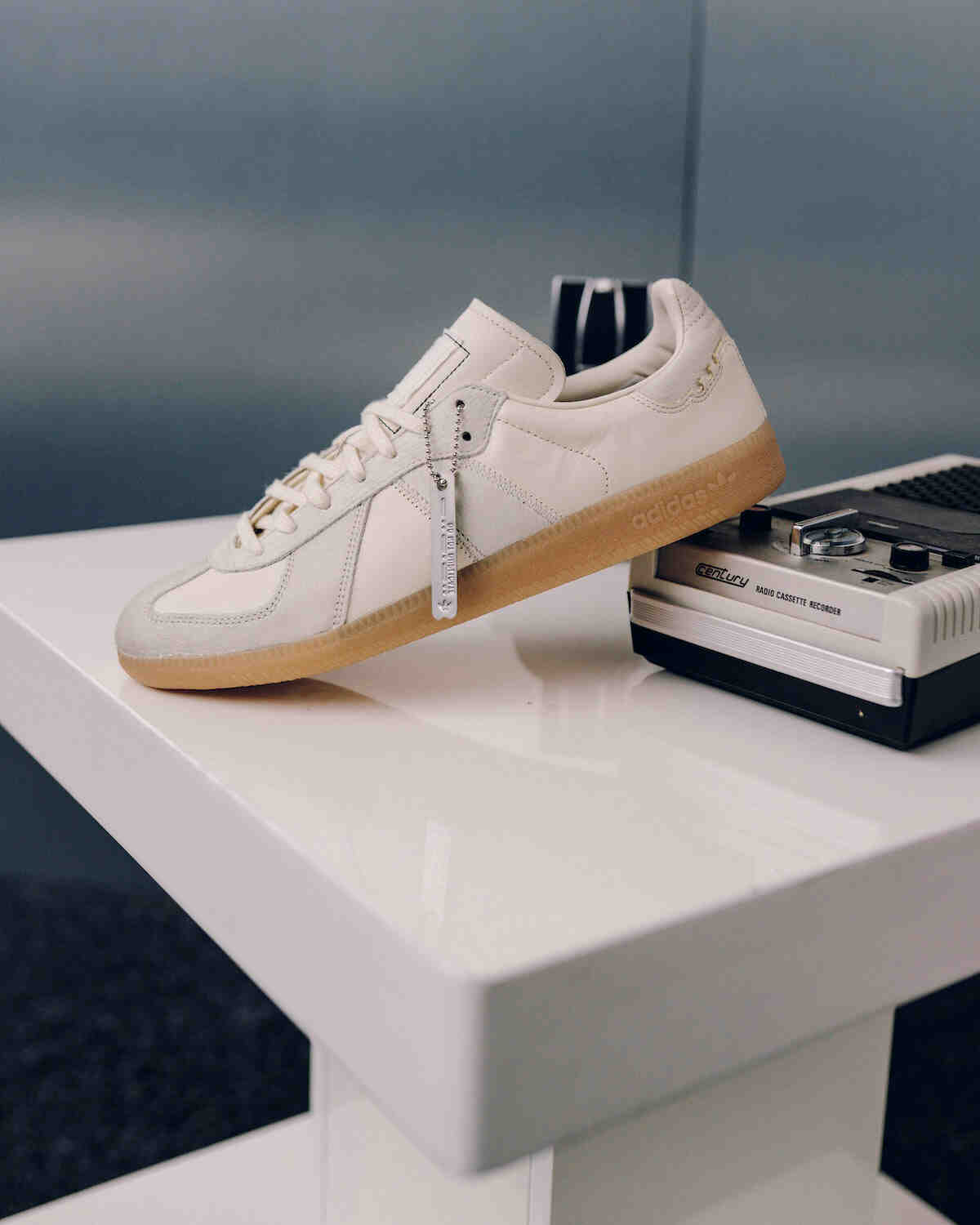 adidas Handball Spezial, adidas F50, adidas BW Army, adidas - 惠特克集團和 adidas Originals 推出 "杜絕重復 "系列