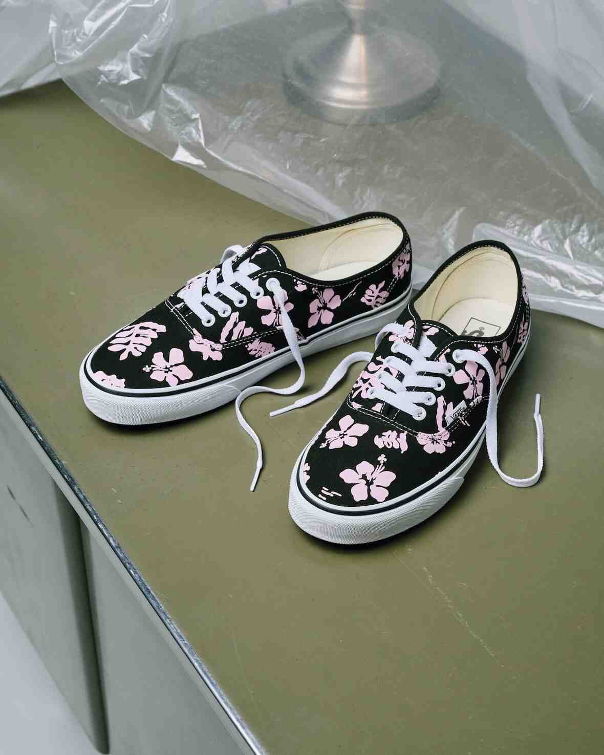 Vans Authentic, Vans - Vans 推出 2026 年春季 Authentic 系列，慶祝其 60 周年華誕
