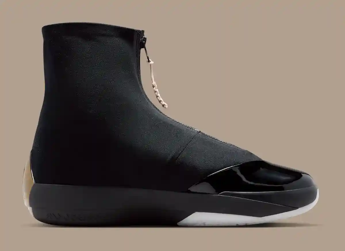 Air Jordan XX8, Air Jordan 4028, Air Jordan 40, Air Jordan 4, Air Jordan - Air Jordan 4028 以 "黑色/金屬金色 "亮相