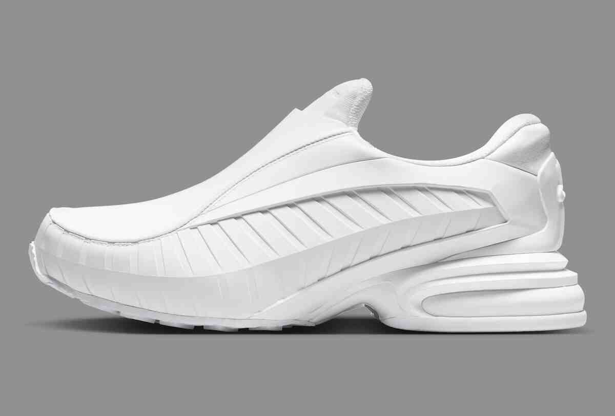 Nike Air Max Dolce, Nike Air Max, Nike, Comme des Garcons - Comme des Gar&ccedil;ons x Nike Air Max Dolce 套件將 "趿拉鞋 "變為高級時裝