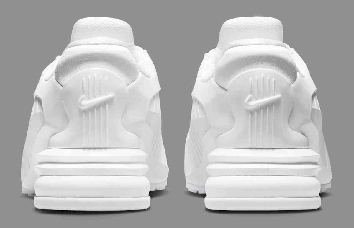 Nike Air Max Dolce, Nike Air Max, Nike, Comme des Garcons - Comme des Gar&ccedil;ons x Nike Air Max Dolce 套件將 "趿拉鞋 "變為高級時裝