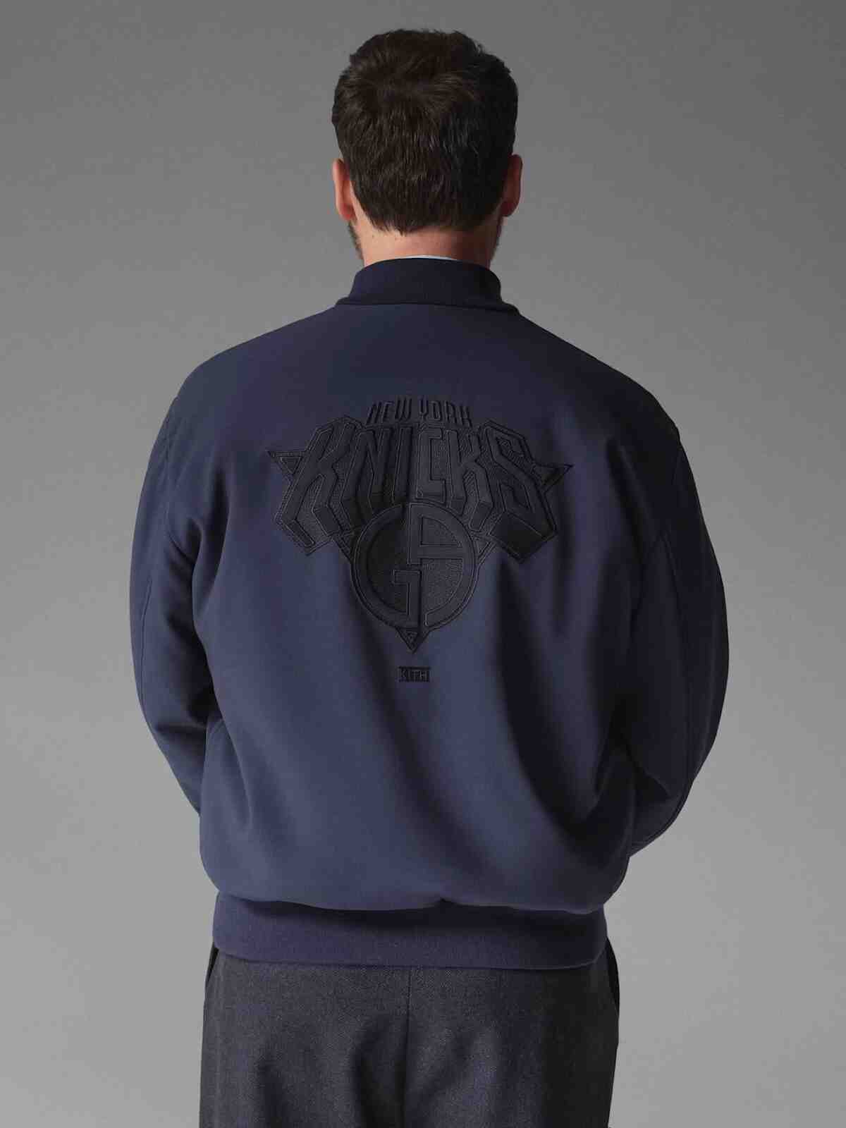 Kith 和喬治-阿瑪尼與紐約尼克斯隊合作推出 2026 季後賽系列 Ronnie Fieg, NBA, KITH - Kith 和喬治-阿瑪尼與紐約尼克斯隊合作推出 2026 季後賽系列