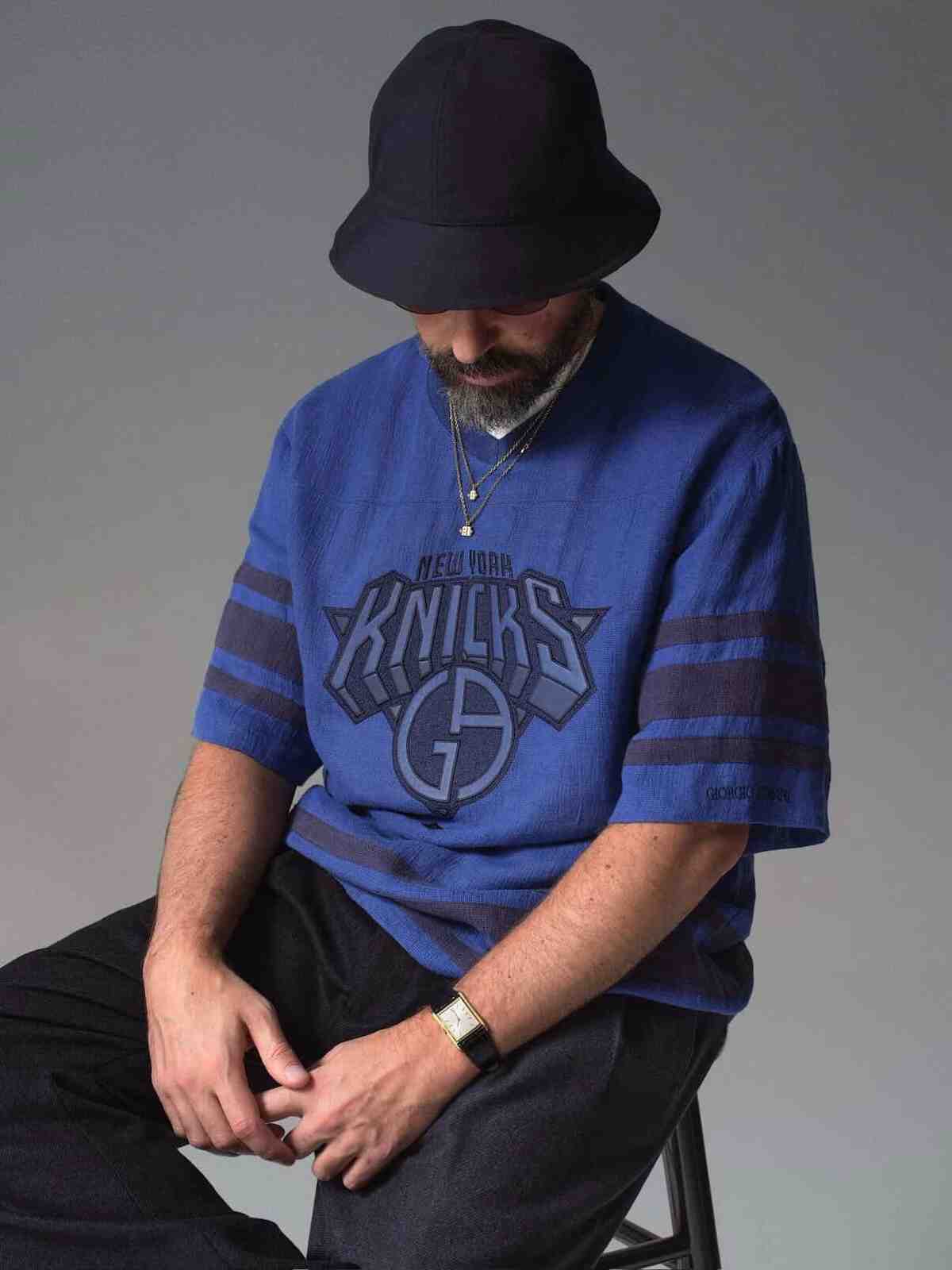 Kith 和喬治-阿瑪尼與紐約尼克斯隊合作推出 2026 季後賽系列 Ronnie Fieg, NBA, KITH - Kith 和喬治-阿瑪尼與紐約尼克斯隊合作推出 2026 季後賽系列