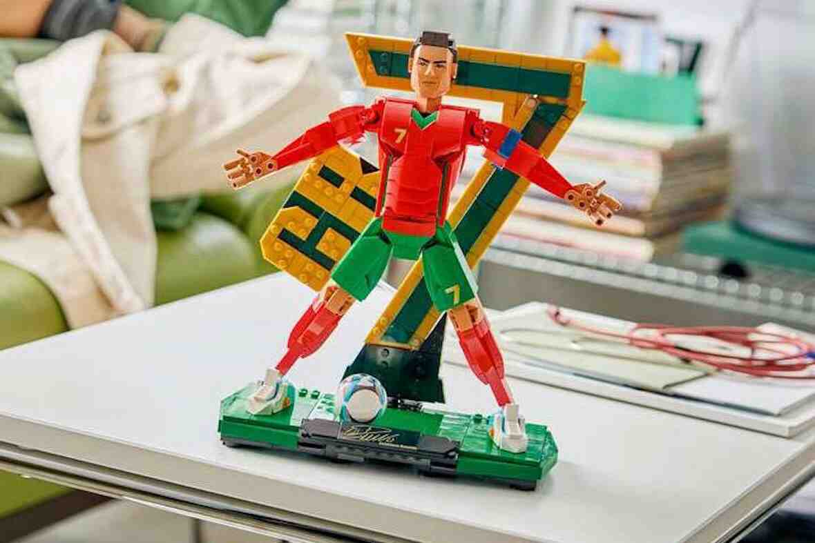 Lionel Messi, LEGO, END - 樂高 FIFA 世界盃系列將梅西、朗拿度、姆巴佩和小維尼帶到磚塊中