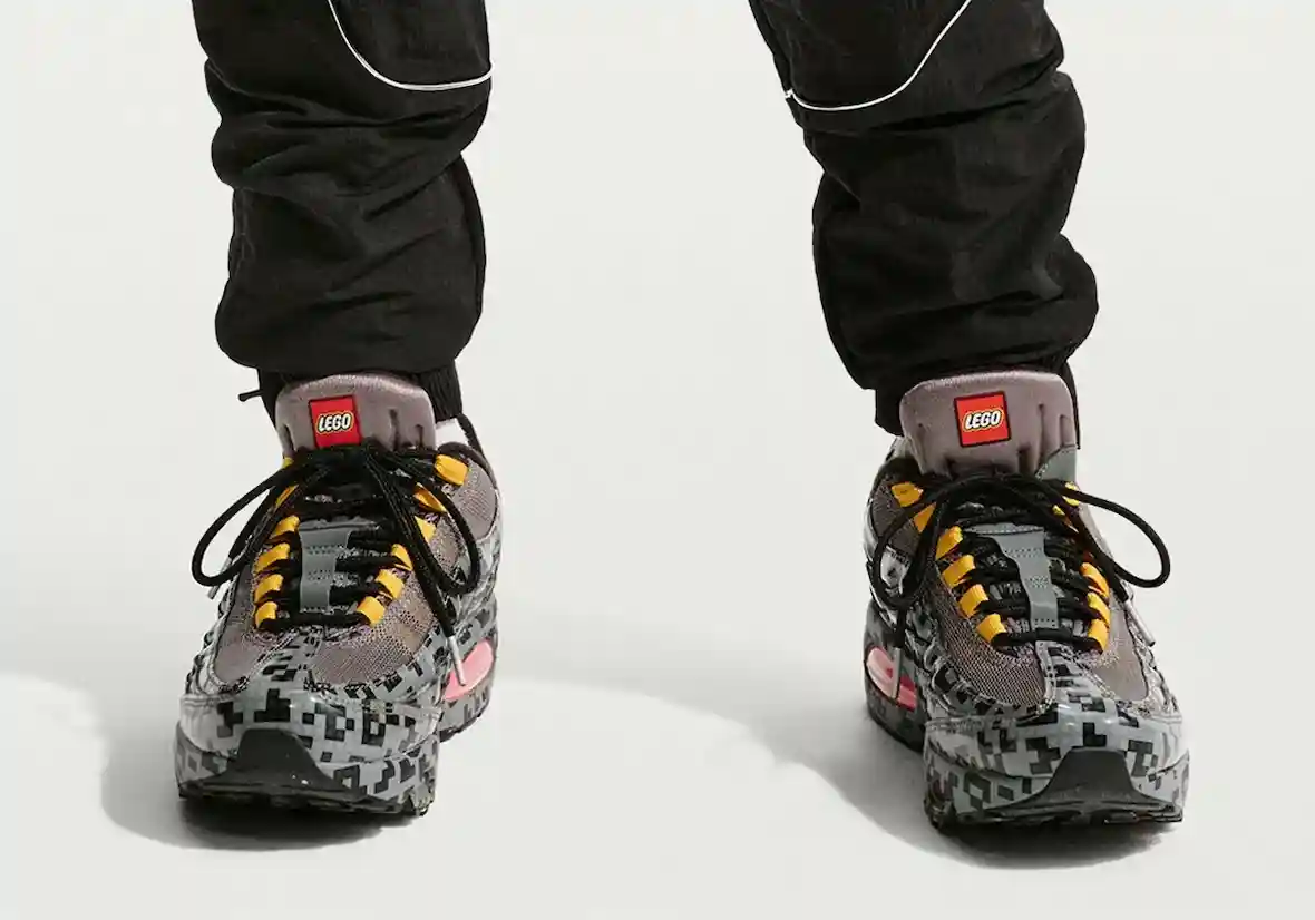 Nike Air Max 95, Nike, LEGO, Air Max 95 - 樂高 x 耐克 Air Max 95 以 "磚塊像素 "亮相
