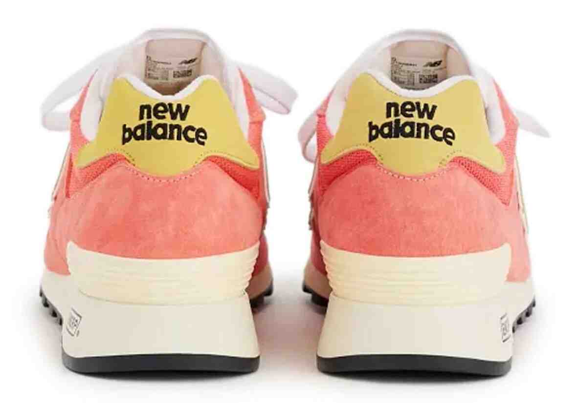 New Balance 1300 "漂移紅 "兼顧珊瑚色麂皮與復古細節 New Balance 1300, New Balance - New Balance 1300 "漂移紅 "兼顧珊瑚色麂皮與復古細節