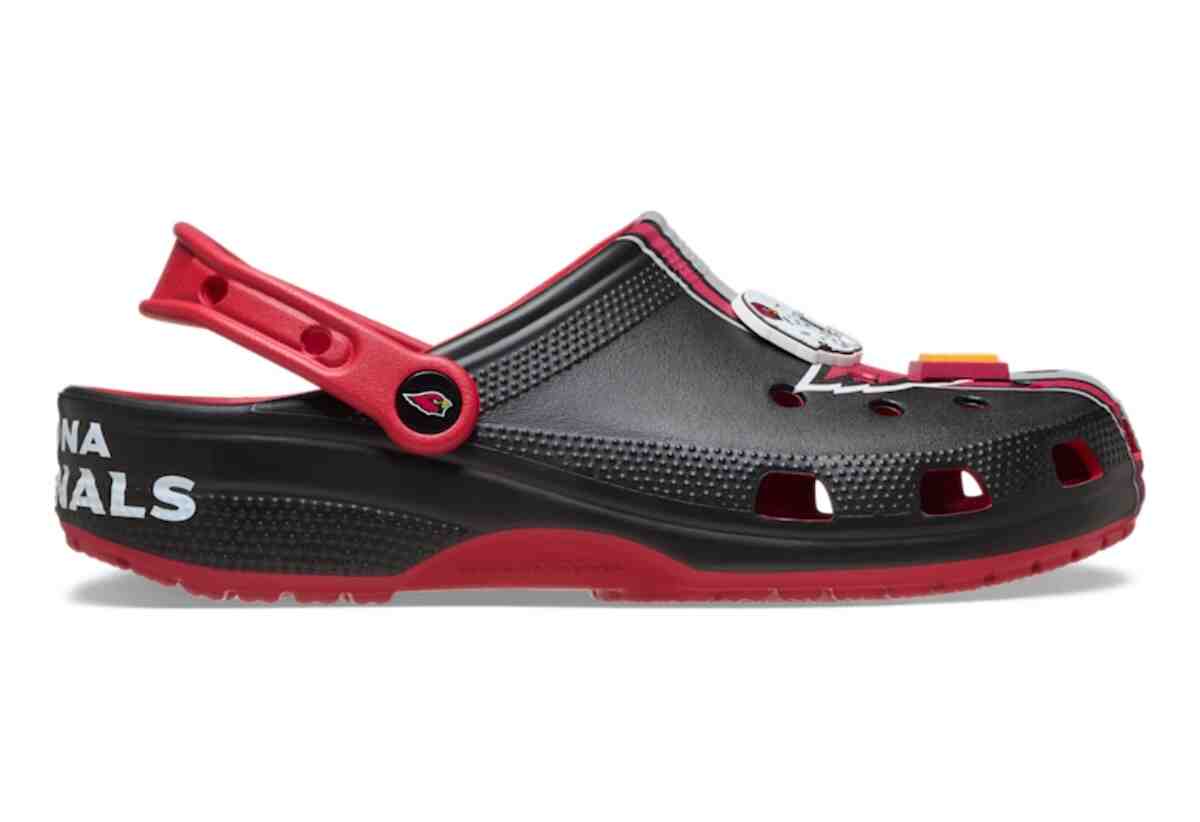 NFL x Crocs 經典木屐 2026 春季系列 4 月 14 日發佈 Crocs, ANTA - NFL x Crocs 經典木屐 2026 春季系列 4 月 14 日發佈