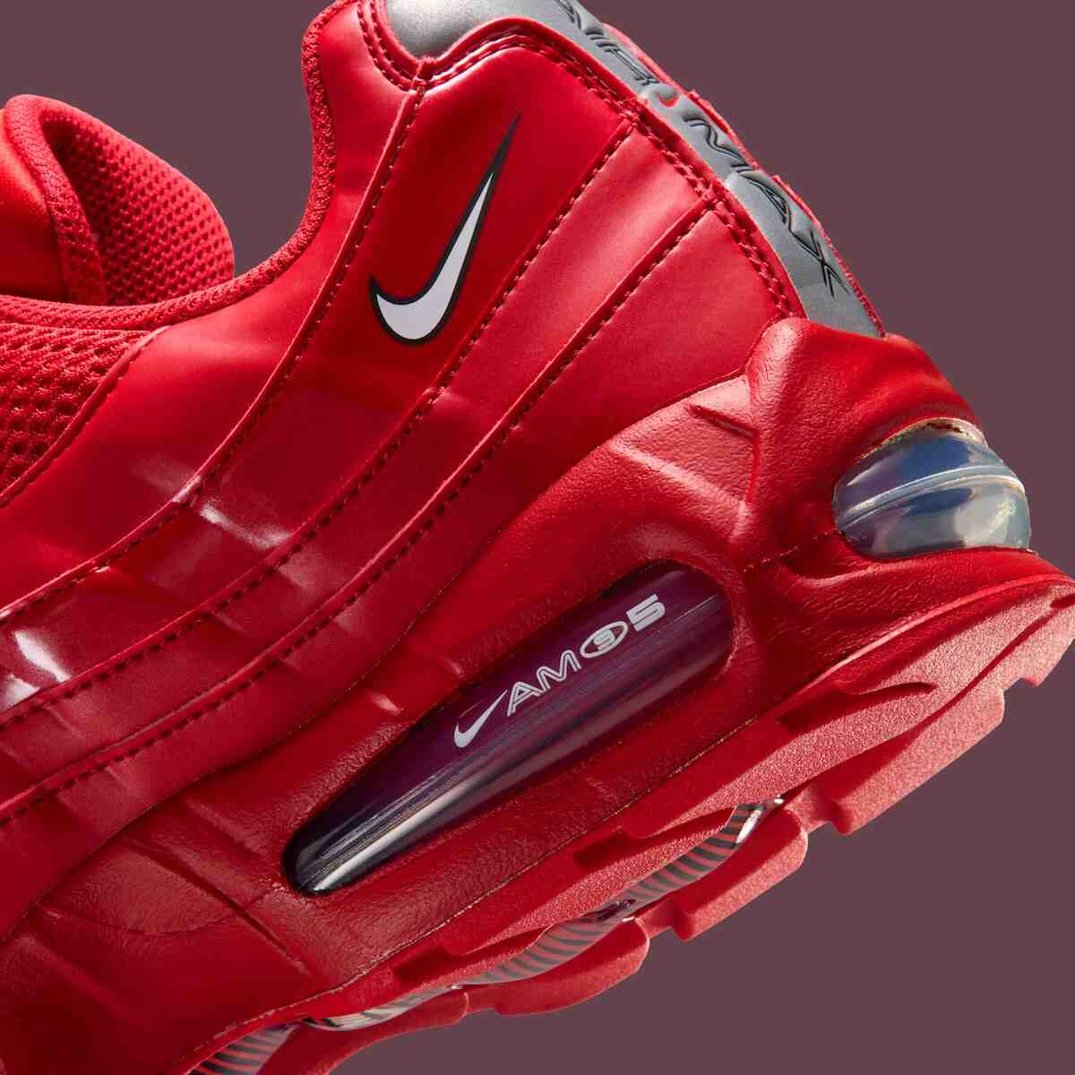 耐克 Air Max 95 "Total 90 "採用了大膽的大學紅配色 Nike Air Max 95, Nike Air Max, Nike, Air Max 95 - 耐克 Air Max 95 "Total 90 "採用了大膽的大學紅配色