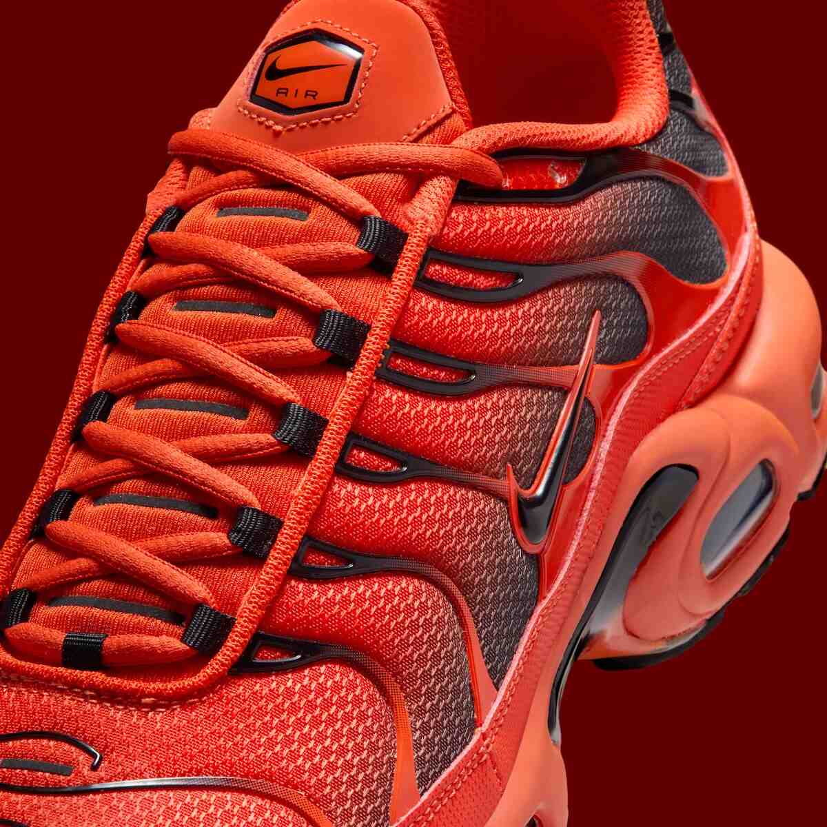 Nike Air Max Plus, Nike Air Max, Nike - 耐克 Air Max Plus "Picante紅 "帶來鮮明的紅黑配色