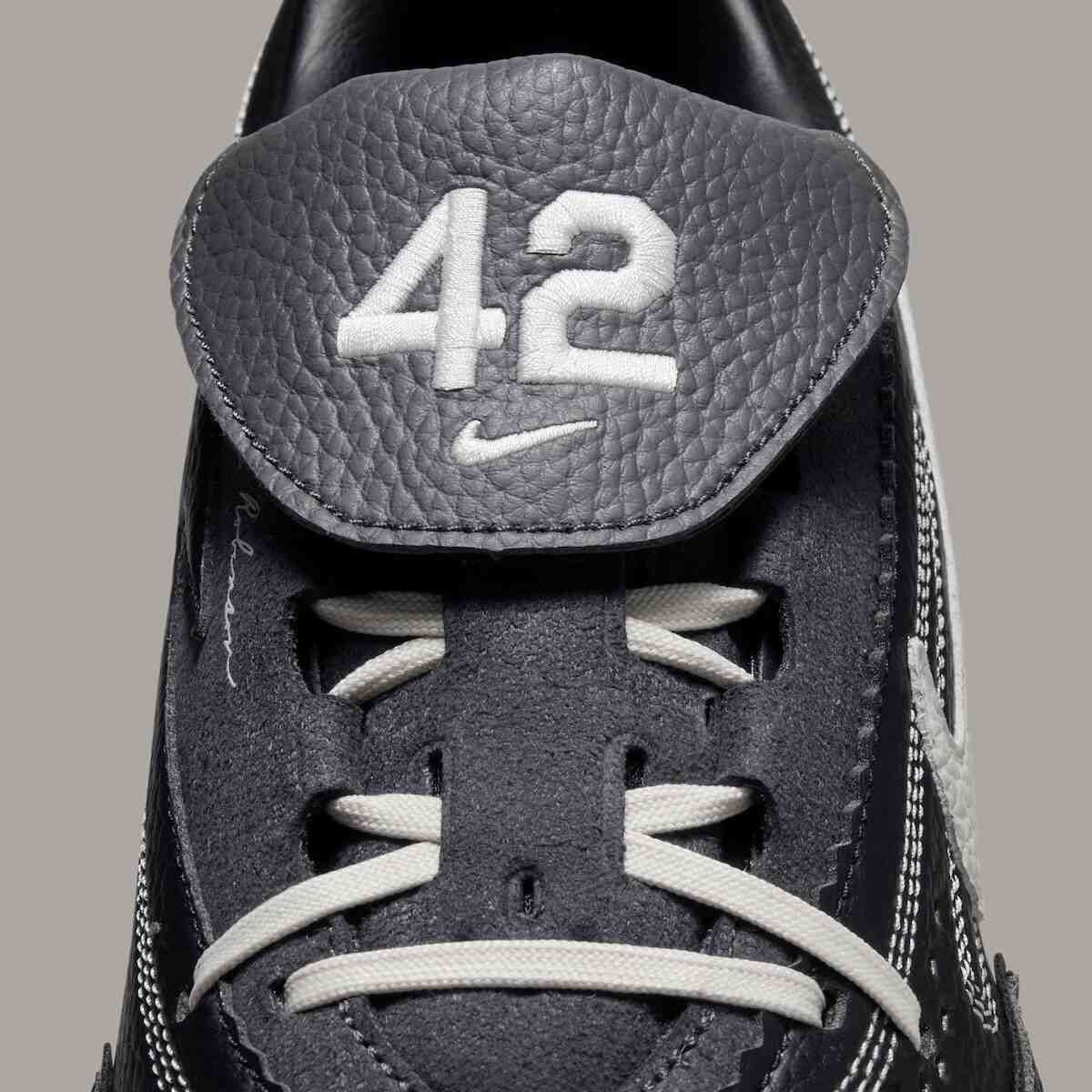 耐克為 "傑基-羅賓遜日 "提供鋒利的鑽石型球鞋 Nike Diamond Standout, Nike - 耐克為 "傑基-羅賓遜日 "提供鋒利的鑽石型球鞋