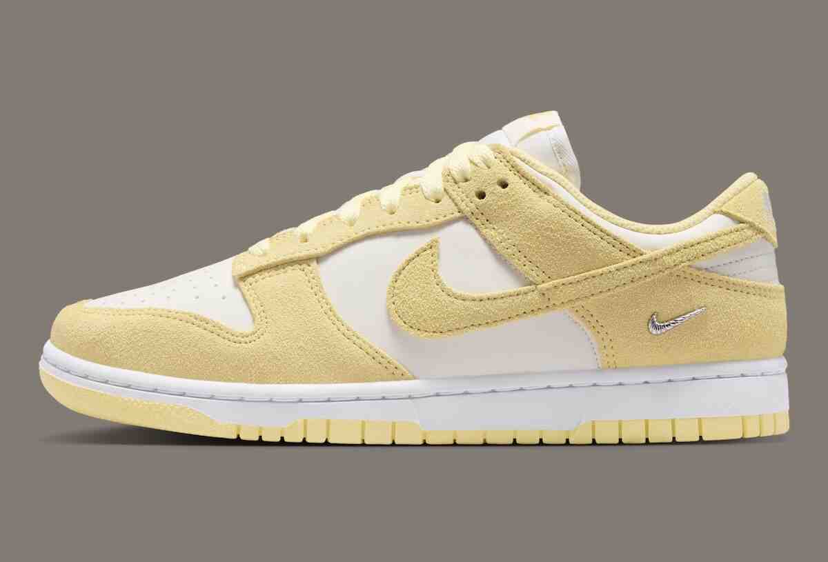 耐克 Dunk Low "迷你 Swoosh "系列讓經典輪廓煥然一新 Nike Dunk Low, Nike - 耐克 Dunk Low "迷你 Swoosh "系列讓經典輪廓煥然一新