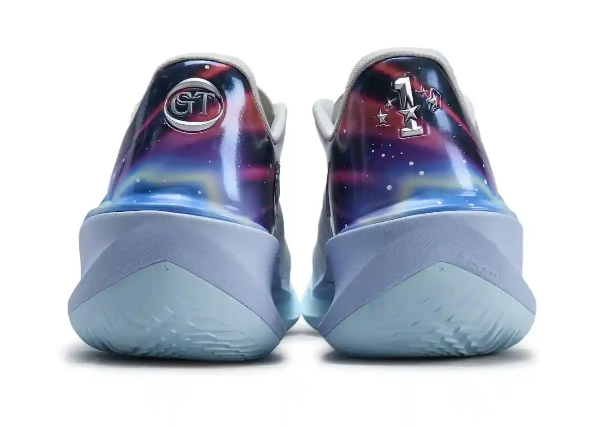 耐克籃球通過 CHBL "銀河 "套裝將 GT Cut 4 送入軌道 Nike GT Cut 4, Nike GT Cut, Nike - 耐克籃球通過 CHBL "銀河 "套裝將 GT Cut 4 送入軌道