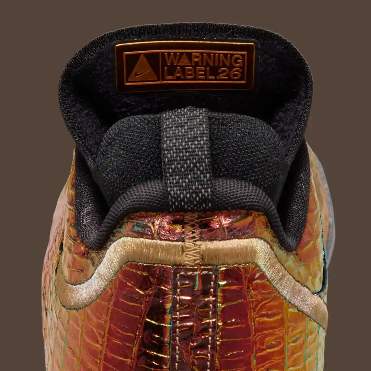 Victor Wembanyama, Nike LeBron 23, Nike, Giannis Antetokounmpo, Devin Booker - 耐克 LeBron 23 "警告標簽 "的官方照片