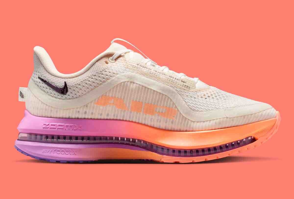 Nike Pegasus Premium, Nike - 耐克 Pegasus Premium "白堊色/橙色脈沖 "現已上市