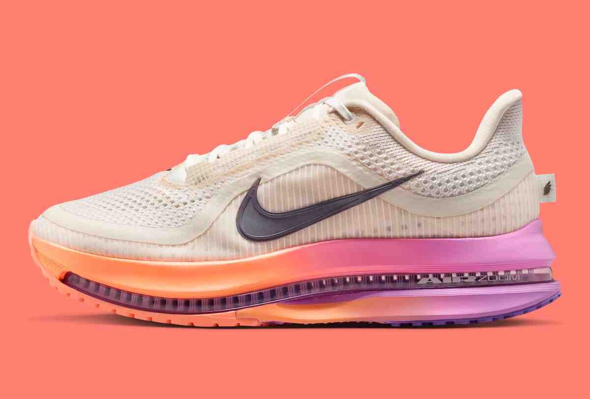 Nike Pegasus Premium, Nike - 耐克 Pegasus Premium "白堊色/橙色脈沖 "現已上市