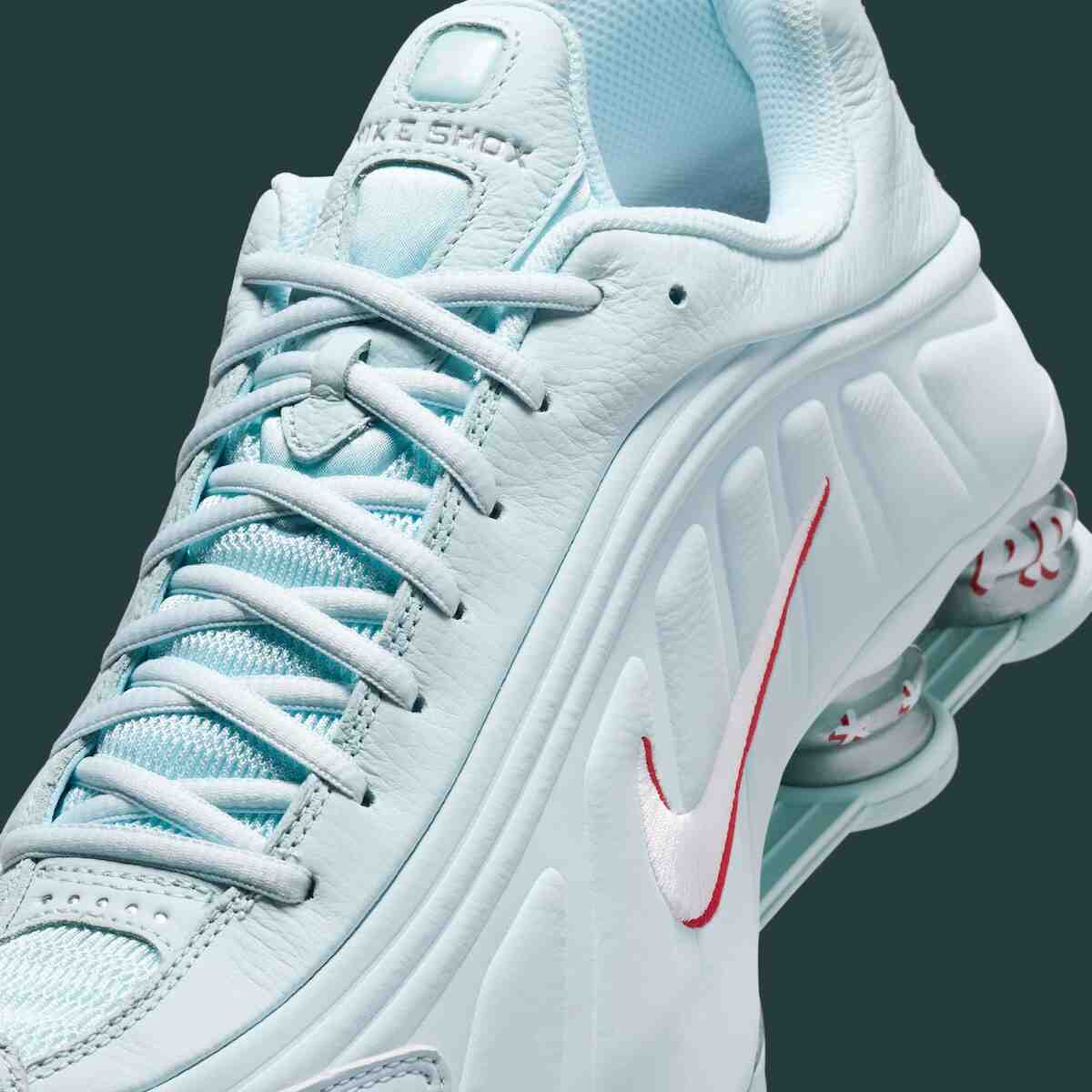 Nike Shox, Nike - 耐克 Shox R4 為紐約市波多黎各日遊行致敬