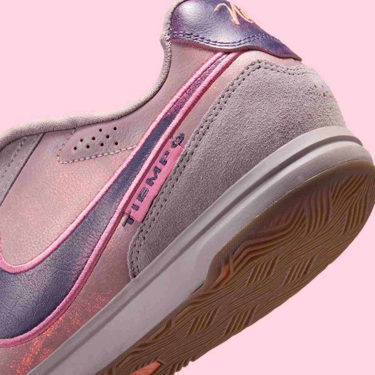 耐克 Tiempo Streetgato 預老化包為室內經典款式注入古樸風情 Nike Tiempo, Nike - 耐克 Tiempo Streetgato 預老化包為室內經典款式注入古樸風情