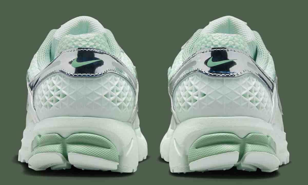 Nike Zoom Vomero 5, Nike - 耐克 Zoom Vomero 5 "裸綠 "為 2026 年夏季帶來柔和的鍍鉻效果