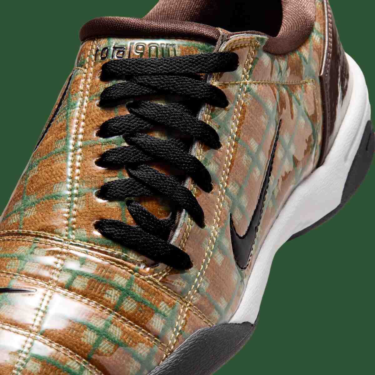 Nike Total 90 III, Nike Total 90, Nike - Procell 為 Nike Total 90 注入時尚元素