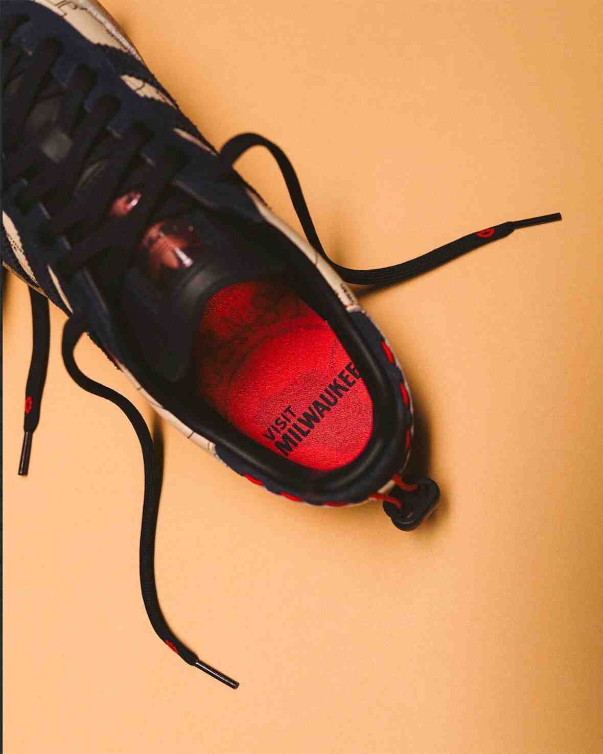 adidas Samba, adidas - Shake James x adidas Samba "414日 "附帶夏季音樂節入場券