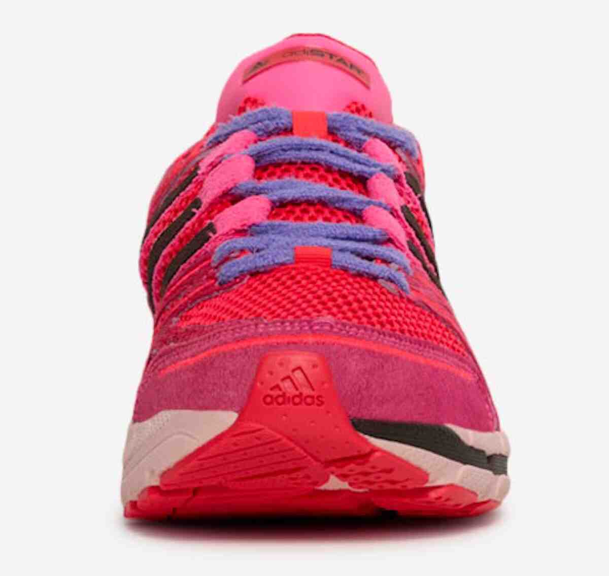 SNIPES 賦予 adidas Adistar Control 5 "被愛 "超越鞋類的信息 adidas Adistar Control 5, adidas - SNIPES 賦予 adidas Adistar Control 5 "被愛 "超越鞋類的信息