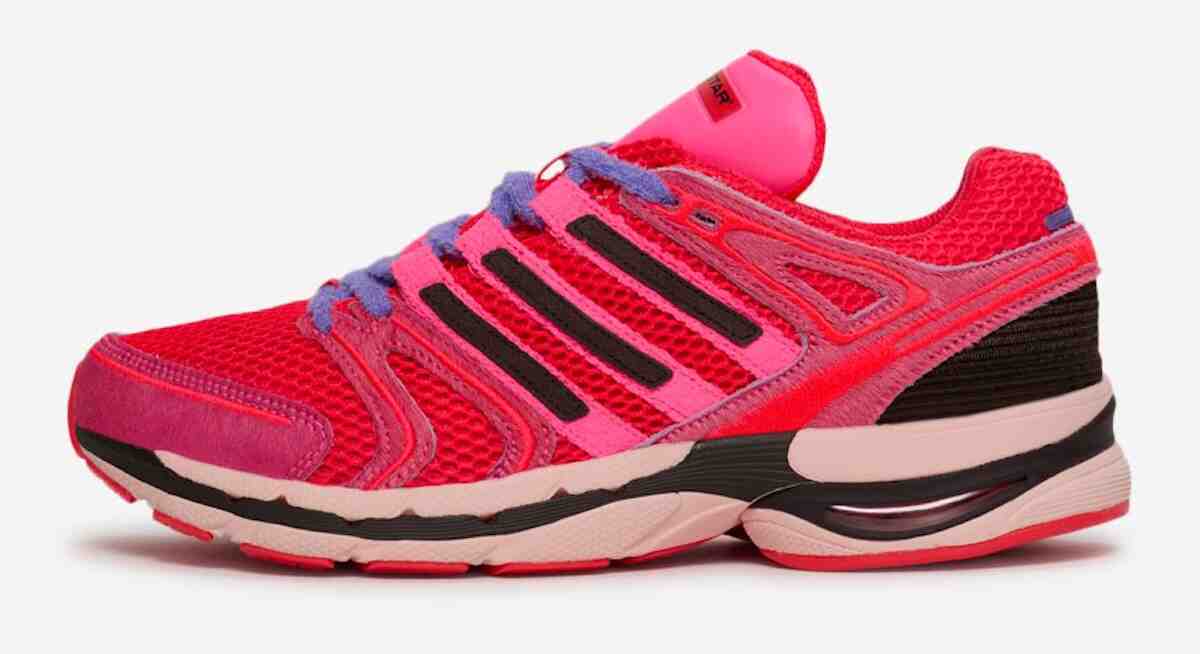 SNIPES 賦予 adidas Adistar Control 5 "被愛 "超越鞋類的信息 adidas Adistar Control 5, adidas - SNIPES 賦予 adidas Adistar Control 5 "被愛 "超越鞋類的信息