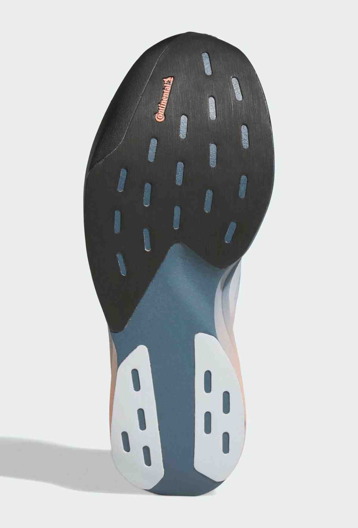 Social Status, adidas adiZero, adidas - 惠特克集團 x adidas Adizero Evo SL "請勿復制 "於 4 月 17 日發佈